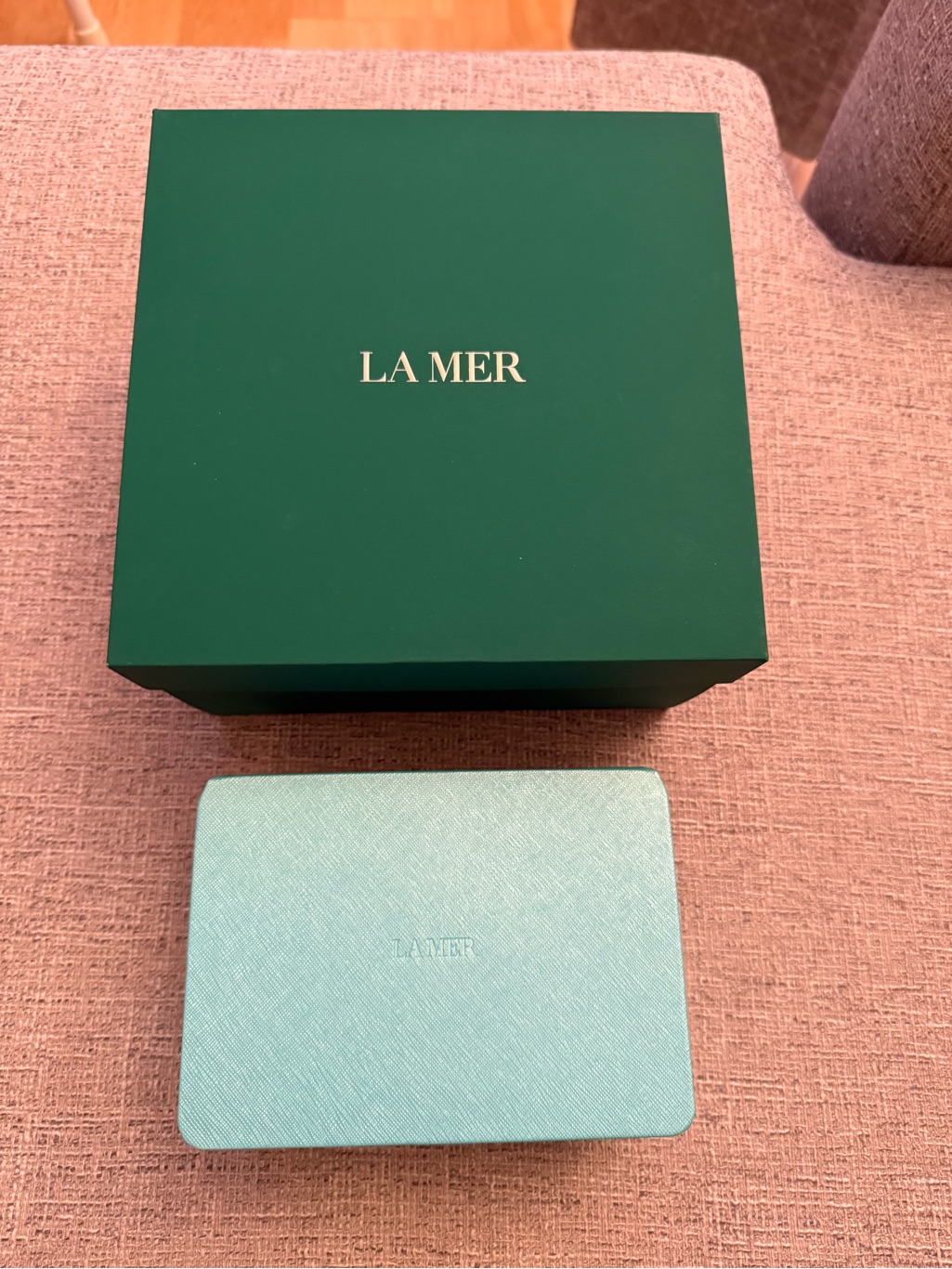 La Mer Green Storage Box And Emerald Green Gift Box With Branded Ribbon